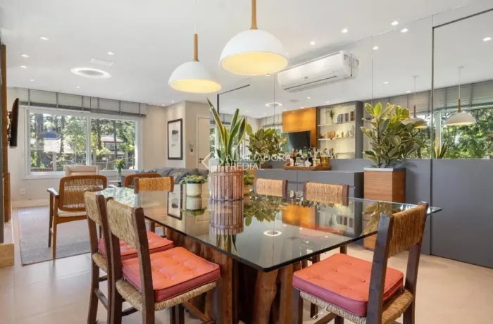 Casa de Condomínio com 3 Quartos à venda, 170m² - Vila Suzana próximo ao centro em Canela.