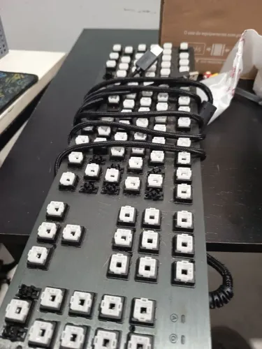 Teclado Logitech g413 carbon sucata - LEIA O ANÚNCIO 