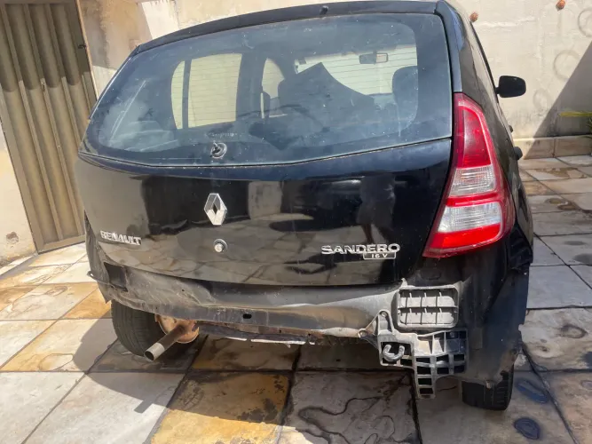 Renault Sandero Authentique Hi-flex 1.0 16V 5P 2012