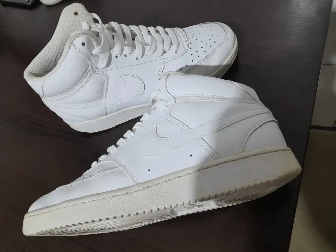 Tênis Nike court vison mid original usado conservado