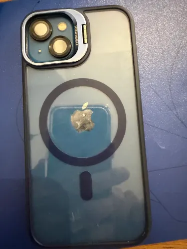 iPhone 13  256 gigas um branco e outro azul