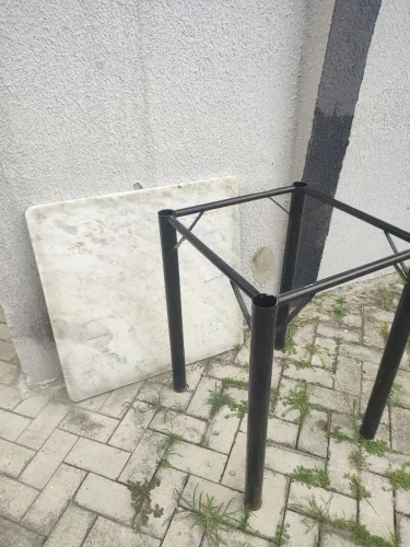 Mesa de mármore