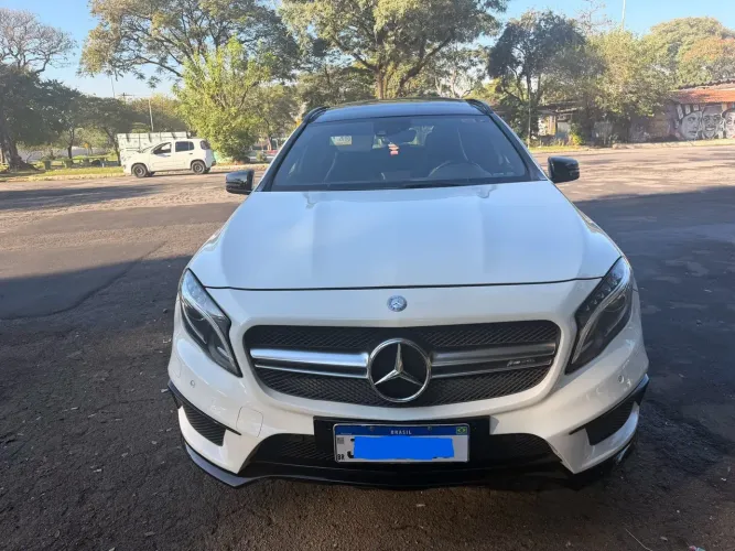 Mercedes-Benz GLA 45 AMG 4matic 2.0 Turbo Aut. 2015