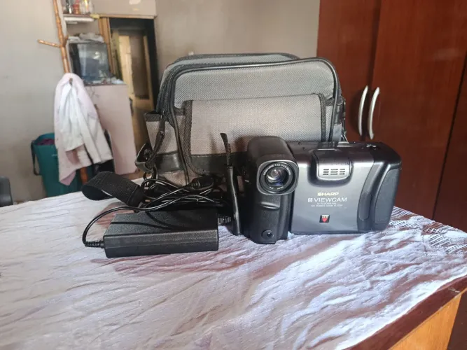 Filmadora 8 mm. Sharp vl39
