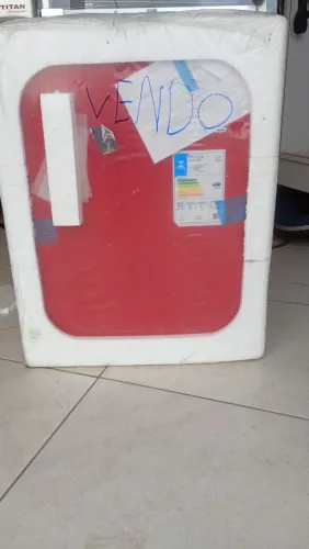 Frigobar Brastemp 76 litros nunca liguei,