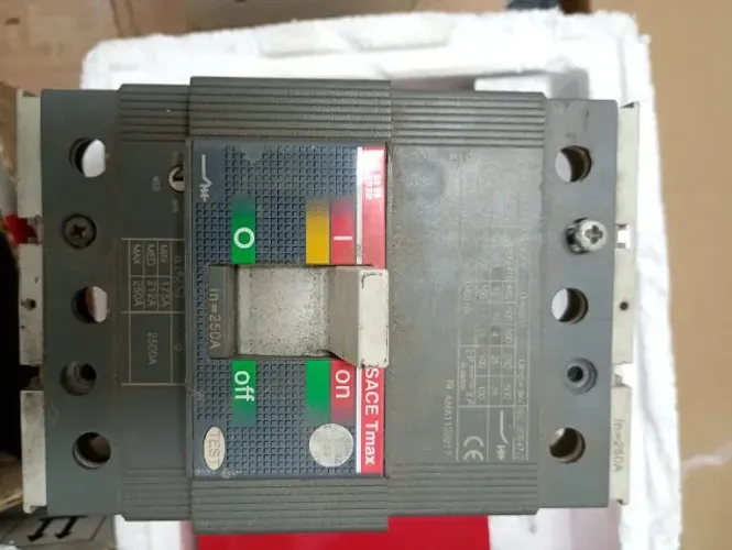 Disjuntor ABB 250A