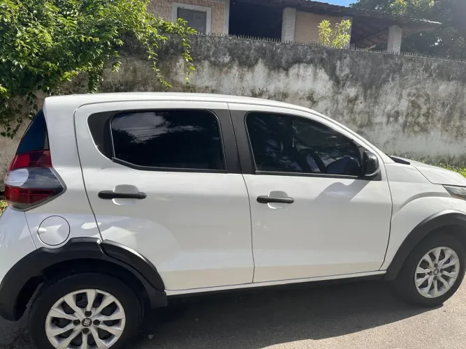 Fiat Mobi Like 1.0 Fire Flex 5P. 2021
