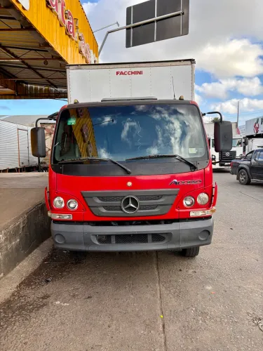 Accelo 815 2018