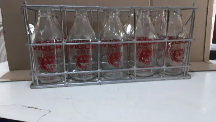 GARRAFAS DE LEITE ANTIGA