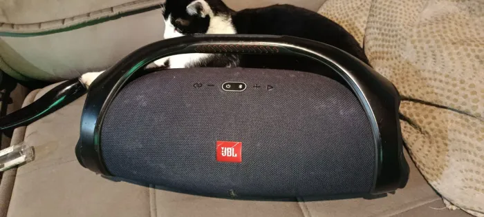 JBL Bombox 2
