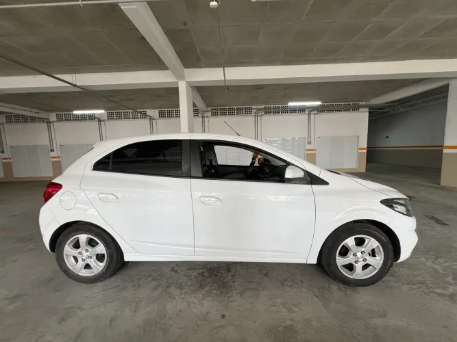 Chevrolet Onix Hatch LT 1.4 8V Flex Mec. 4P 2019