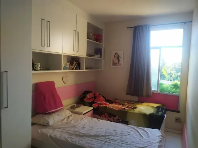 Alugo um Quarto com suite, Mobiliado; Apenas, Para Mulheres. Excelente Localização<br>