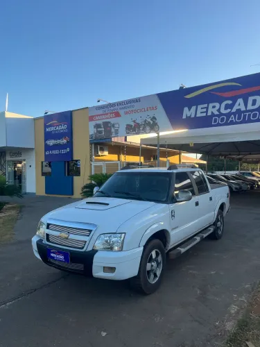 Chevrolet S10 P-up Tornado 2.8 TDI 4x2/4x4 CD Dies 2010