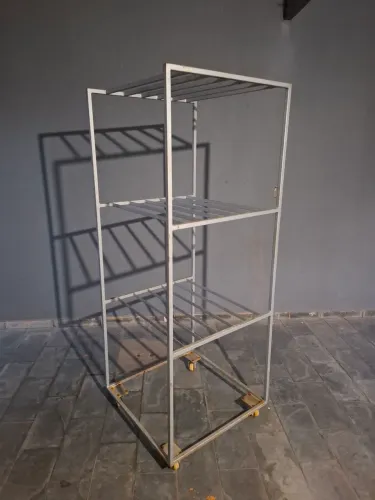 Pratileira de ferro