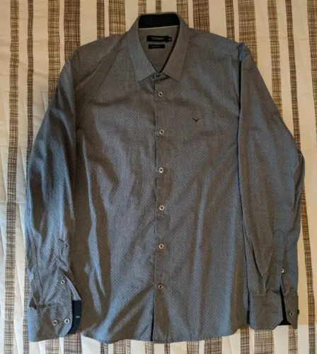 Camisa Social Masculina - Tamanho 4