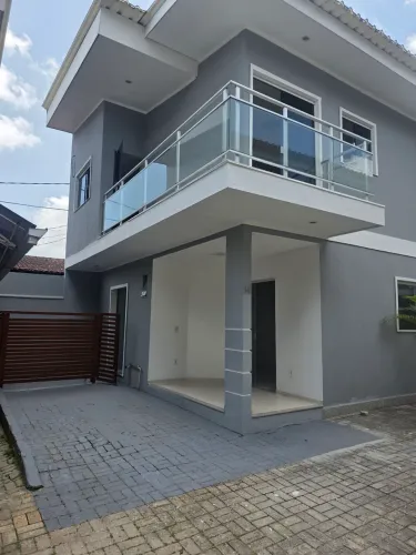 Alugo casa com 3/4 no Condominio Jardim Verde na Augusto Montenegro