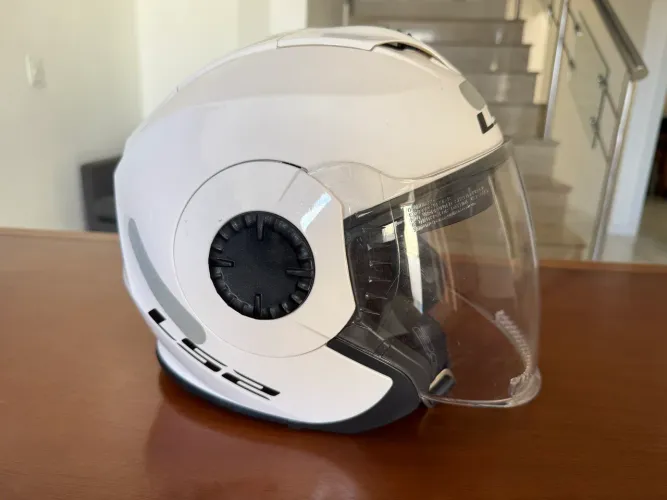 Capacete LS2 Verso Branco - Tam. 58 - Excelente Estado (usado no máximo 10 vezes)