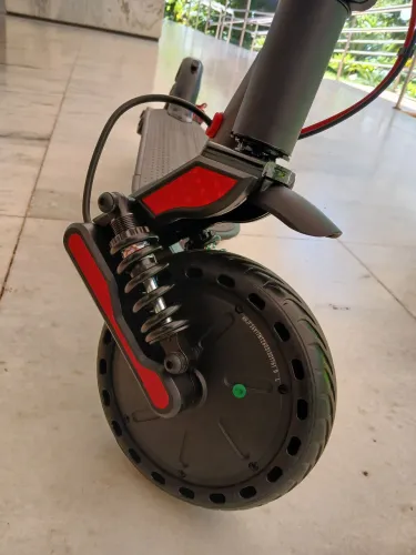Patinete elétrico novíssimo na caixa DIVIDO EM 12 VEZES SEM JUROS NO CARTÃO DE CRÉDITO