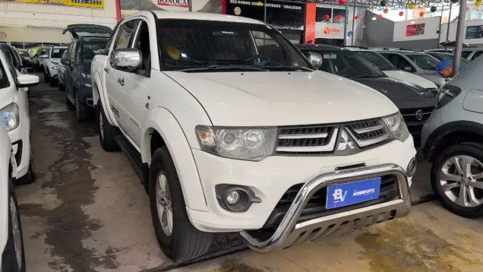 Mitsubishi L200 Triton HPE 3.5 CD V6 24V Flex Aut. 2015