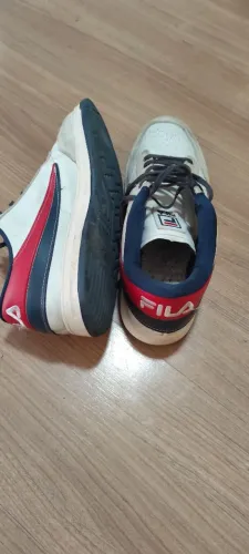 Tenis Fila Tennis 88 Bege e Branco 41