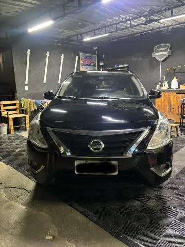 Nissan Versa SL 1.6 16V Flexstart 4P Aut. 2017