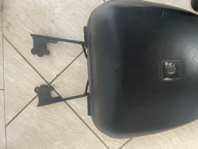 BAÚ GIVI + SUPORTE