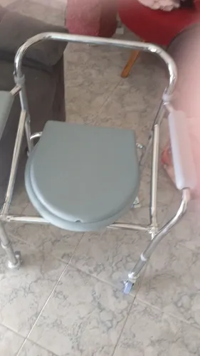 Cadeira higiênica