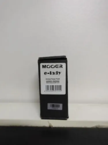 Pedal Mooer e-lady Flanger Analógico
