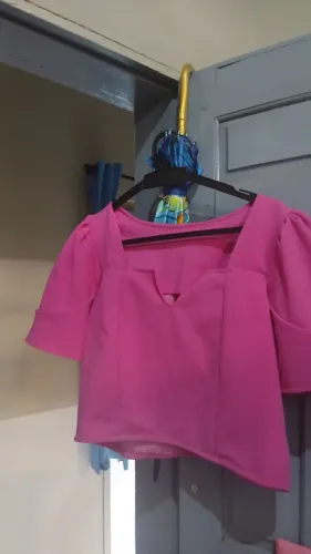 Blusa cropped