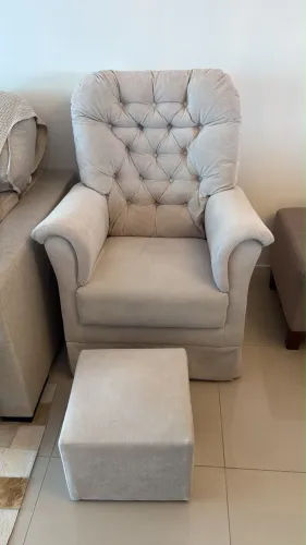 POLTRONA AMAMENTAÇÃO