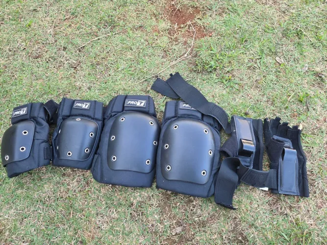 Joelheira cotoveleira munhequeira traxarts tamanho G para patins e skate