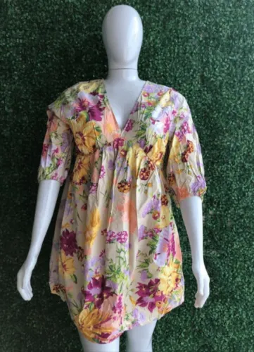 Vestido novo H&M comprado no japão.