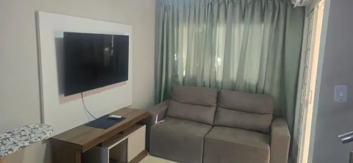 Kitnet mobiliada bairro Quilombo com internet e água inclusos