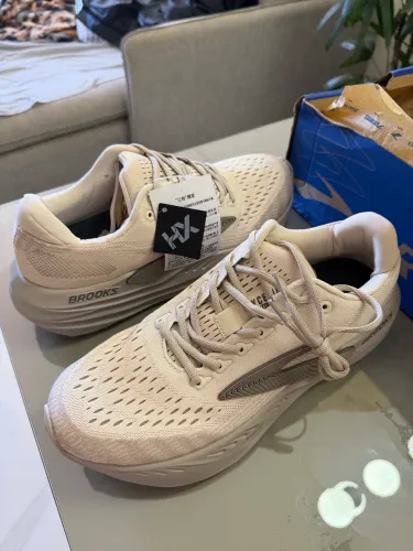 Tênis Brooks Glycerin max 41