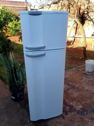 Vendo geladeira