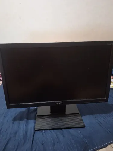 Monitor Acer v206hql