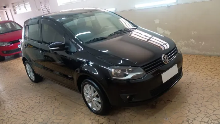 Volkswagen Fox 1.0 MI Total Flex 8V 5P 2011