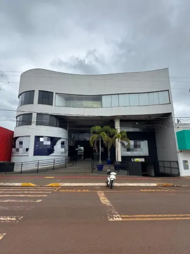 Vende-se Sala Comercial Mobiliada - Shopping Maracaju