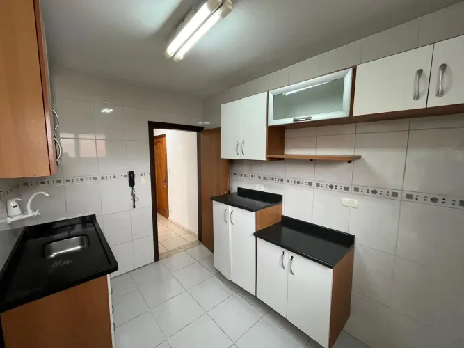 Apartamento 3 Quartos 2 Banheiros à Venda na Vila Moraes, São Paulo