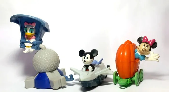 Bonecos Disney