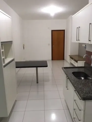 APARTAMENTO NO CENTRO DE SINOP!