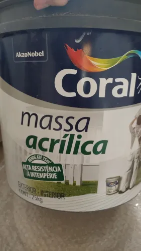 Lata de Massa Acrílica Coral 25kg / Branca/ Na validade até 2027
