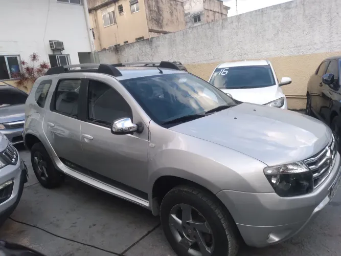 Renault Duster Dynamique 2.0 Hi-flex 16V Aut. 2013