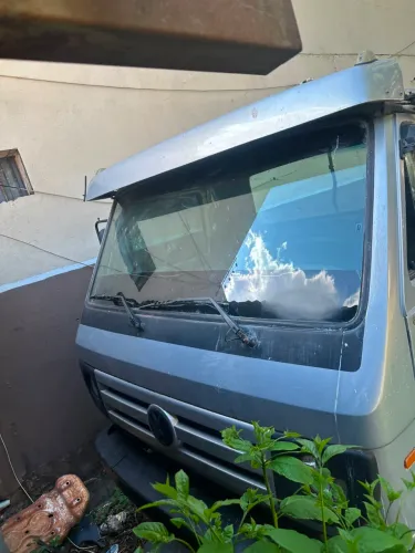Cabine delivery 8.150