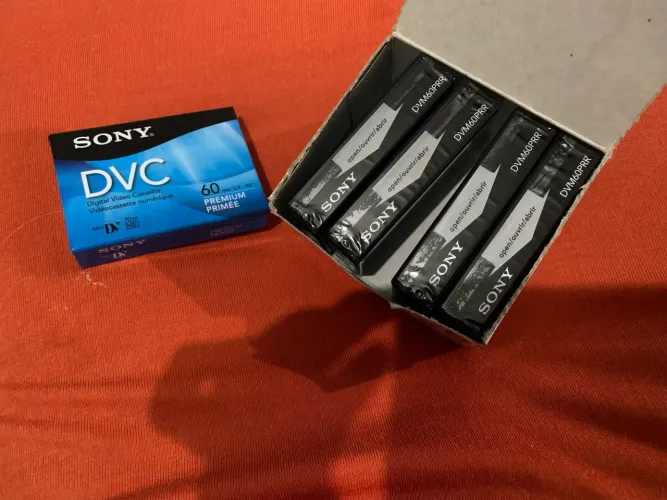 Caixa c 5 Fitas lacradas de mini DVC Sony 60 min