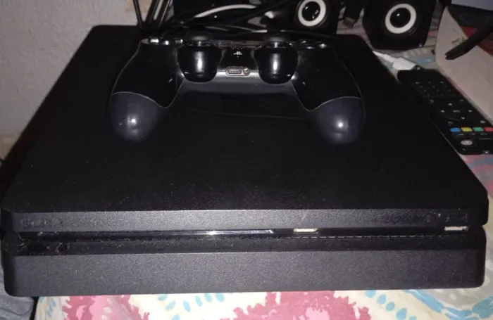 Playstation 4 Slim