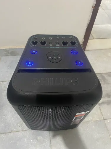 Vendo Caixa De Som Philips Som Pontente Grave Amplificadar Valor 700 Luz Led Muito Boa