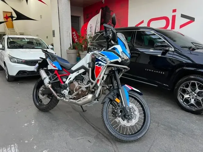 CRF AFRICA TWIN 2024