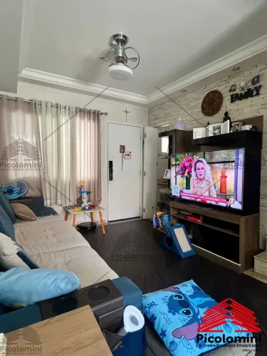 Casa em Condomínio, Sítio da Figueira: 3 Quartos, 1 Suíte, 3 Banheiros, 2 Vagas, quintal c