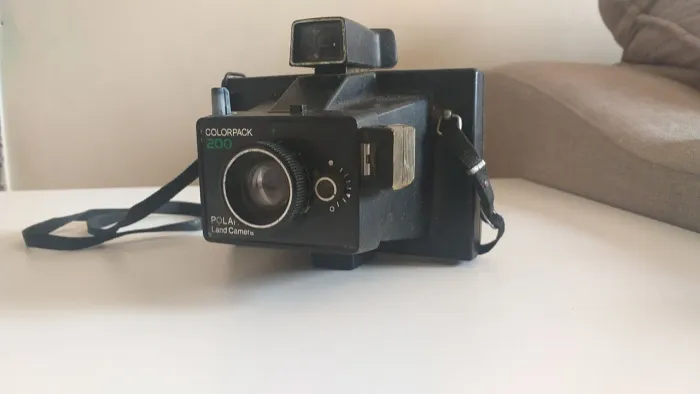 Câmera Polaroid Colorpack 200